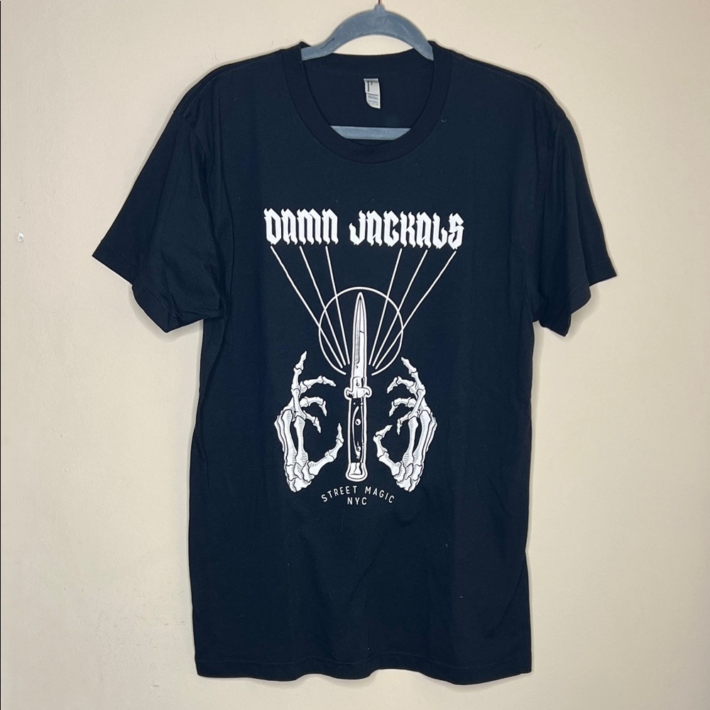 Black Graphic T-Shirt - American Apparel “Damn Jackals” street magic NYC L